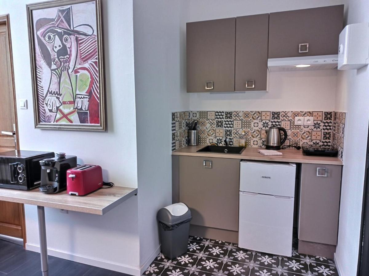 Les Appartements Fenelon Le Cateau-Cambresis エクステリア 写真