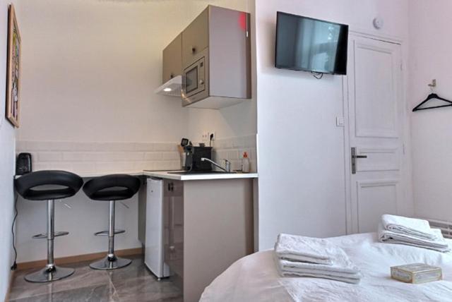 Les Appartements Fenelon Le Cateau-Cambresis エクステリア 写真