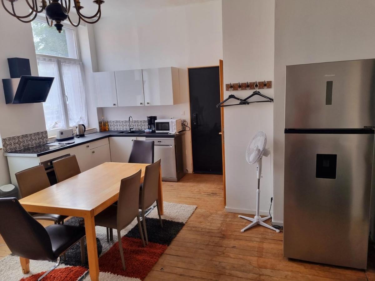 Les Appartements Fenelon Le Cateau-Cambresis エクステリア 写真